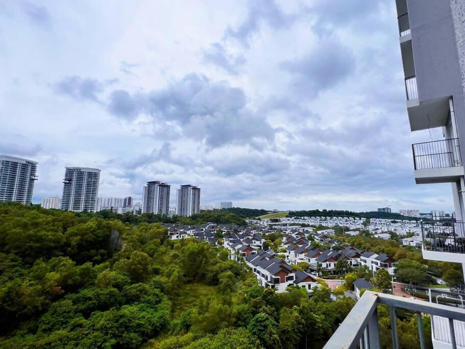Apartment Spacious 6px 3br, Verdi @ Near Klia & Klia2 Cyberjaya