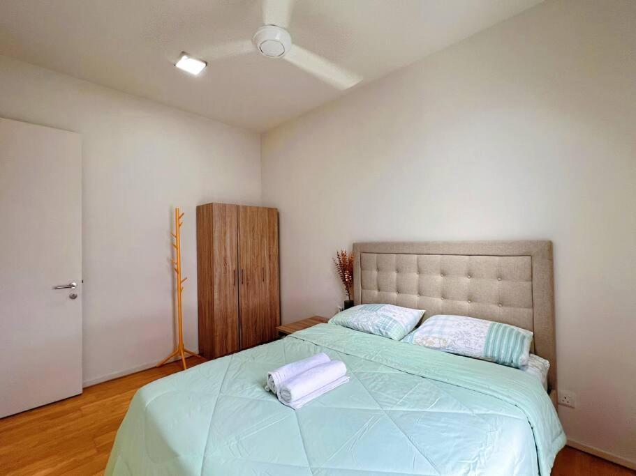 Spacious 6px 3br, Verdi @ Near Klia & Klia2 Apartment
